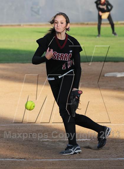 Thumbnail 3 in JSerra Catholic vs. Rosary photogallery.