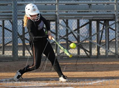 Thumbnail 1 in JSerra Catholic vs. Rosary photogallery.