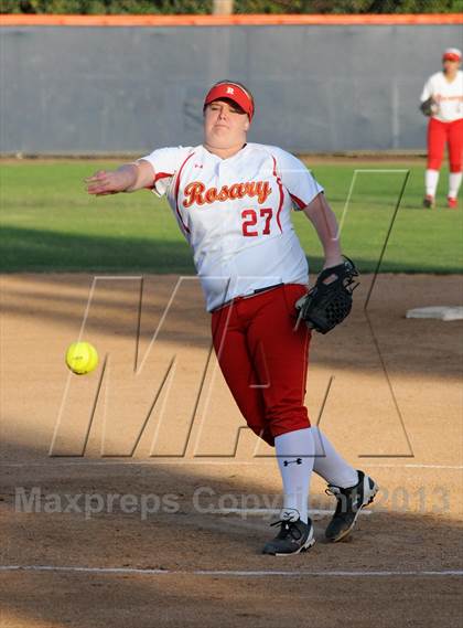 Thumbnail 2 in JSerra Catholic vs. Rosary photogallery.