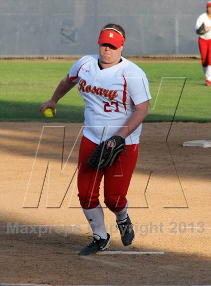 Thumbnail 1 in JSerra Catholic vs. Rosary photogallery.