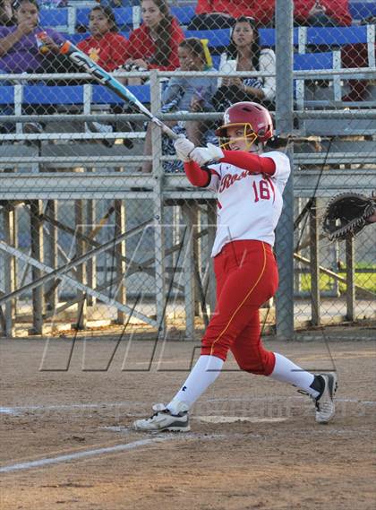 Thumbnail 3 in JSerra Catholic vs. Rosary photogallery.