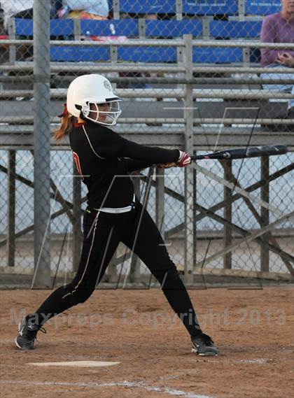 Thumbnail 2 in JSerra Catholic vs. Rosary photogallery.