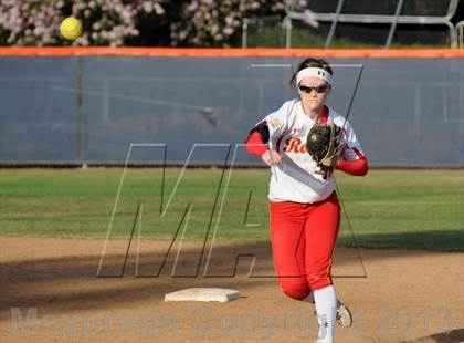 Thumbnail 1 in JSerra Catholic vs. Rosary photogallery.