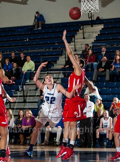 Thumbnail 3 in Regis Jesuit @ Legend photogallery.