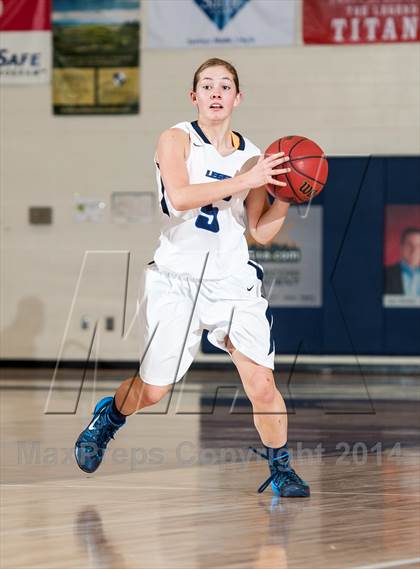 Thumbnail 1 in Regis Jesuit @ Legend photogallery.