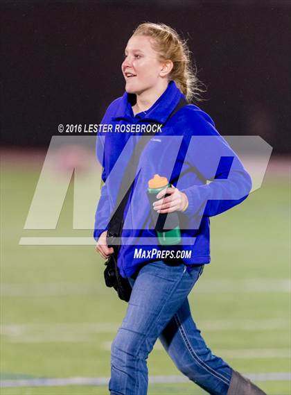 Thumbnail 2 in Navarro vs. Cuero (UIL 4A Quarterfinal) photogallery.