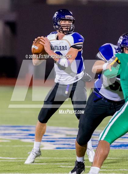 Thumbnail 1 in Navarro vs. Cuero (UIL 4A Quarterfinal) photogallery.