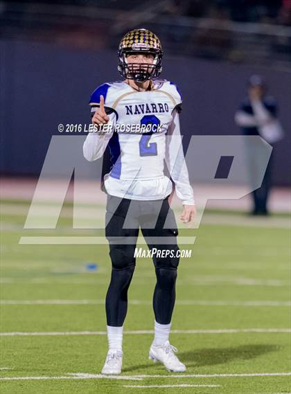 Thumbnail 2 in Navarro vs. Cuero (UIL 4A Quarterfinal) photogallery.