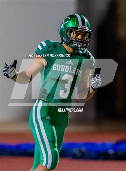 Thumbnail 2 in Navarro vs. Cuero (UIL 4A Quarterfinal) photogallery.