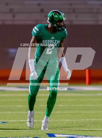 Thumbnail 2 in Navarro vs. Cuero (UIL 4A Quarterfinal) photogallery.
