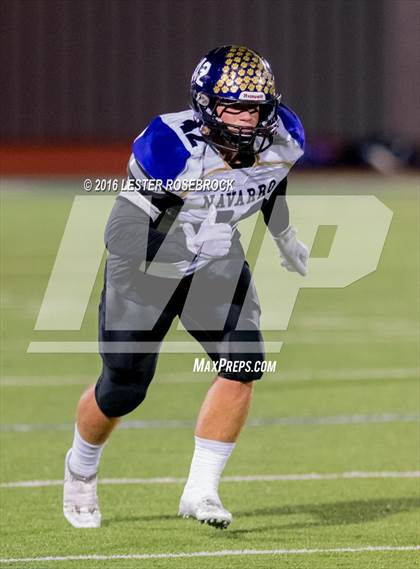 Thumbnail 1 in Navarro vs. Cuero (UIL 4A Quarterfinal) photogallery.