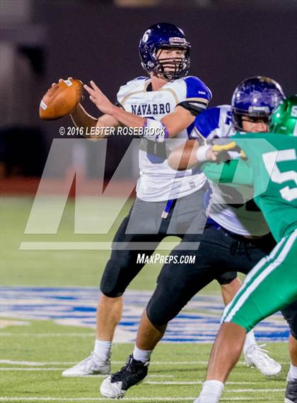 Thumbnail 2 in Navarro vs. Cuero (UIL 4A Quarterfinal) photogallery.