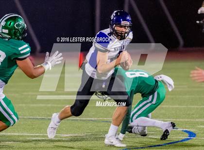 Thumbnail 1 in Navarro vs. Cuero (UIL 4A Quarterfinal) photogallery.