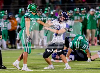 Thumbnail 1 in Navarro vs. Cuero (UIL 4A Quarterfinal) photogallery.