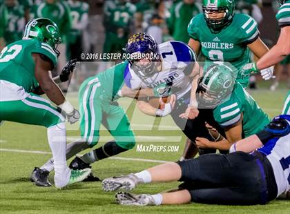 Thumbnail 3 in Navarro vs. Cuero (UIL 4A Quarterfinal) photogallery.