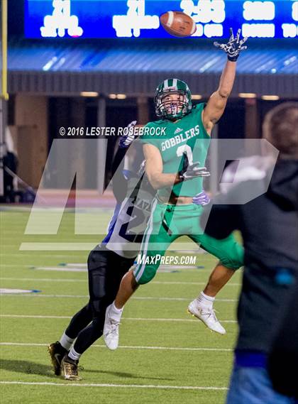 Thumbnail 1 in Navarro vs. Cuero (UIL 4A Quarterfinal) photogallery.