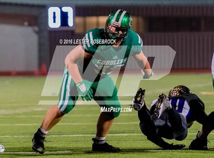 Thumbnail 2 in Navarro vs. Cuero (UIL 4A Quarterfinal) photogallery.