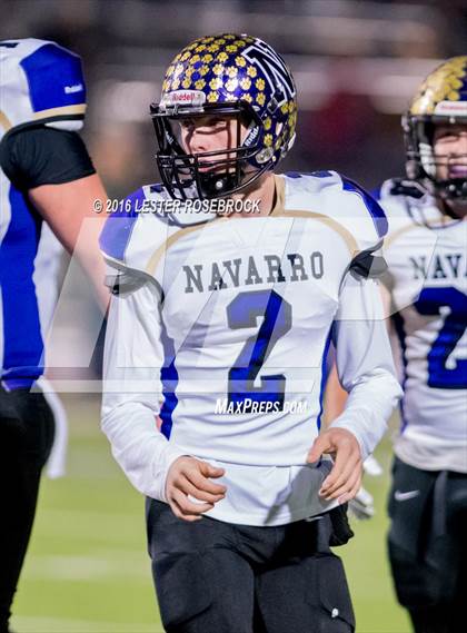 Thumbnail 2 in Navarro vs. Cuero (UIL 4A Quarterfinal) photogallery.
