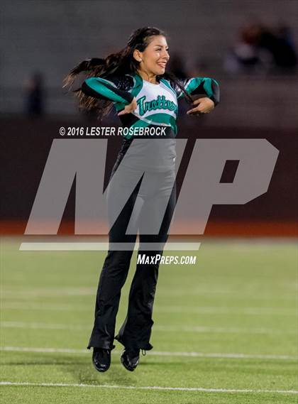 Thumbnail 3 in Navarro vs. Cuero (UIL 4A Quarterfinal) photogallery.