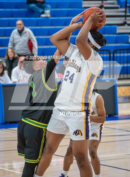 Thumbnail 3 in Oakland Tech vs. Roosevelt (NORCAL ULTIMATE CHALLENGE) photogallery.