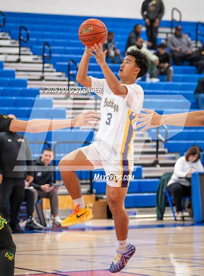 Thumbnail 1 in Oakland Tech vs. Roosevelt (NORCAL ULTIMATE CHALLENGE) photogallery.