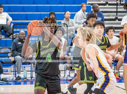 Thumbnail 1 in Oakland Tech vs. Roosevelt (NORCAL ULTIMATE CHALLENGE) photogallery.