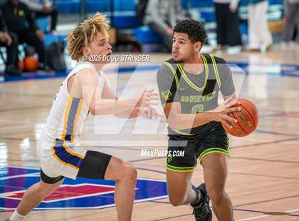 Thumbnail 3 in Oakland Tech vs. Roosevelt (NORCAL ULTIMATE CHALLENGE) photogallery.