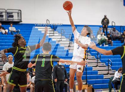 Thumbnail 3 in Oakland Tech vs. Roosevelt (NORCAL ULTIMATE CHALLENGE) photogallery.
