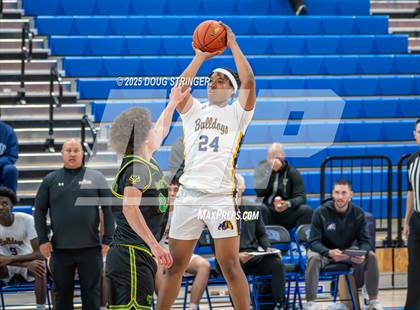 Thumbnail 2 in Oakland Tech vs. Roosevelt (NORCAL ULTIMATE CHALLENGE) photogallery.