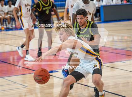 Thumbnail 2 in Oakland Tech vs. Roosevelt (NORCAL ULTIMATE CHALLENGE) photogallery.
