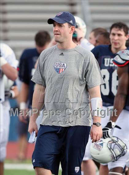 Thumbnail 2 in IFAF Team USA Practice photogallery.