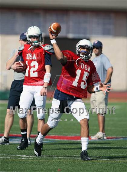 Thumbnail 1 in IFAF Team USA Practice photogallery.