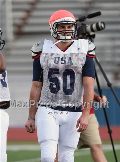 Thumbnail 3 in IFAF Team USA Practice photogallery.