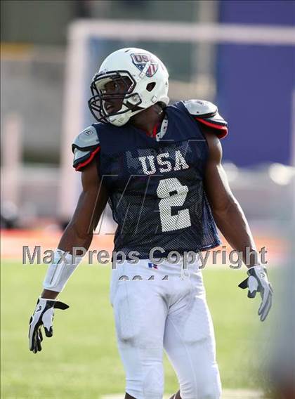 Thumbnail 3 in IFAF Team USA Practice photogallery.