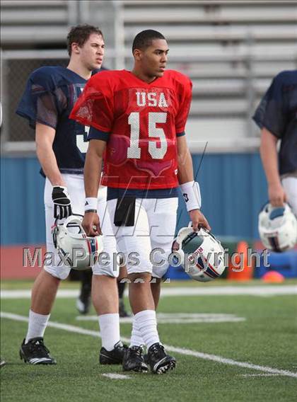 Thumbnail 3 in IFAF Team USA Practice photogallery.