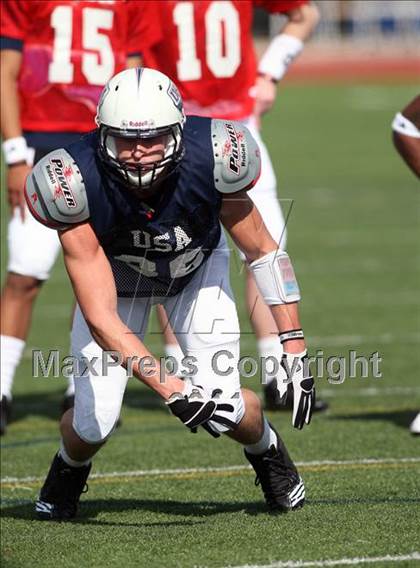 Thumbnail 2 in IFAF Team USA Practice photogallery.