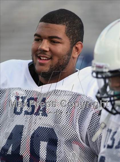 Thumbnail 3 in IFAF Team USA Practice photogallery.