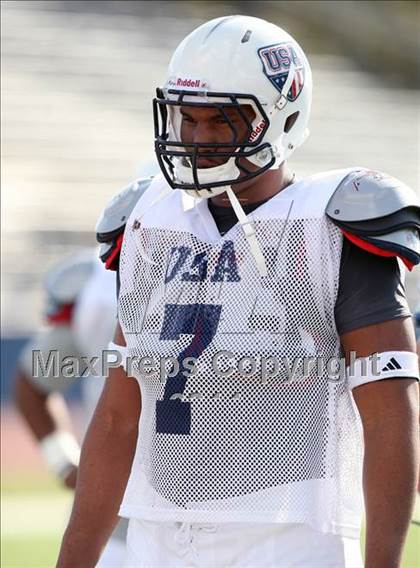Thumbnail 3 in IFAF Team USA Practice photogallery.