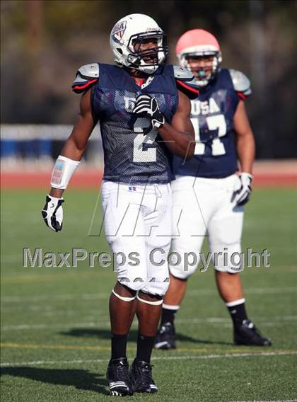 Thumbnail 2 in IFAF Team USA Practice photogallery.