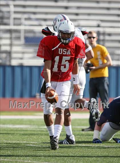Thumbnail 3 in IFAF Team USA Practice photogallery.