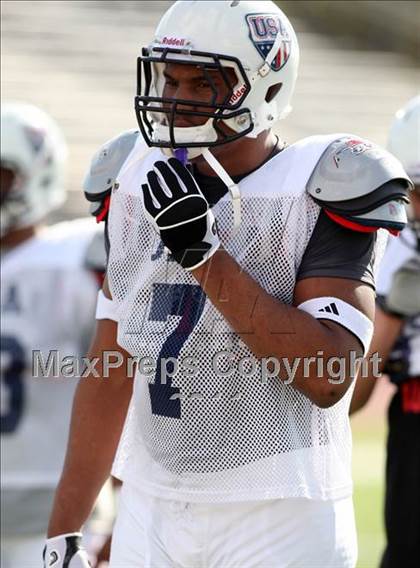Thumbnail 1 in IFAF Team USA Practice photogallery.