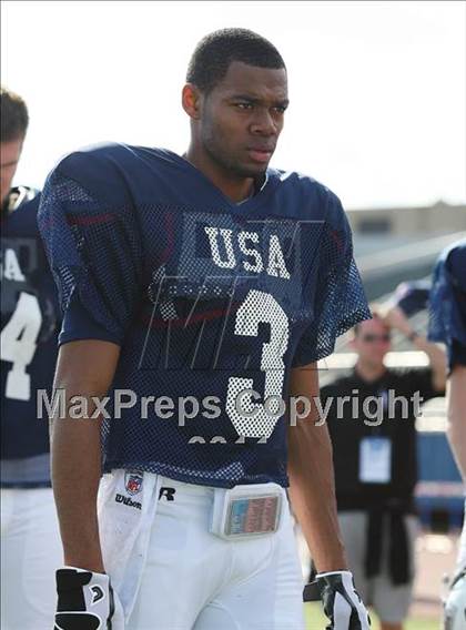 Thumbnail 3 in IFAF Team USA Practice photogallery.