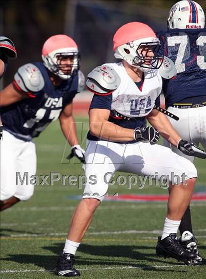 Thumbnail 2 in IFAF Team USA Practice photogallery.