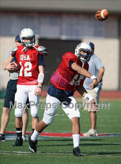 Thumbnail 2 in IFAF Team USA Practice photogallery.