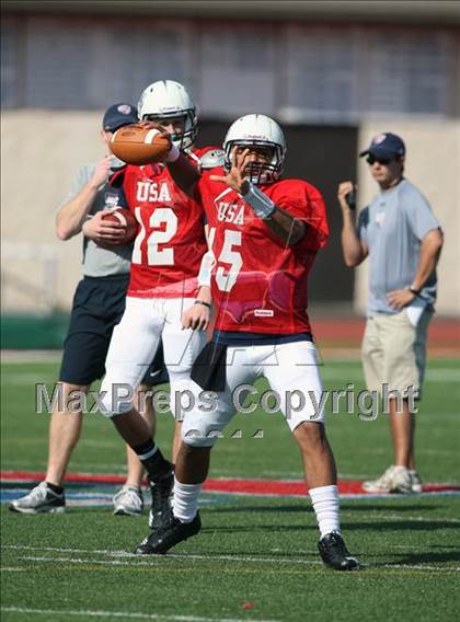 Thumbnail 2 in IFAF Team USA Practice photogallery.