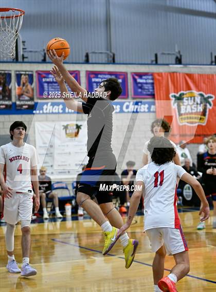 Thumbnail 1 in Northside Christian vs Osceola  (SunBash Tourney) photogallery.