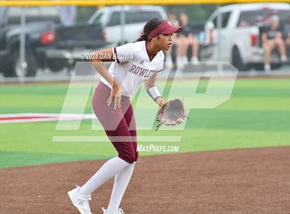 Thumbnail 3 in Rockwall-Heath vs Rowlett (UIL Region 2  Bi District) photogallery.