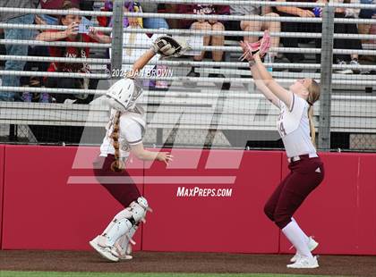 Thumbnail 1 in Rockwall-Heath vs Rowlett (UIL Region 2  Bi District) photogallery.