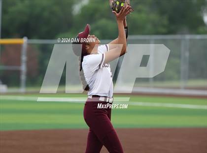 Thumbnail 1 in Rockwall-Heath vs Rowlett (UIL Region 2  Bi District) photogallery.