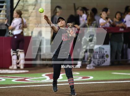 Thumbnail 2 in Rockwall-Heath vs Rowlett (UIL Region 2  Bi District) photogallery.